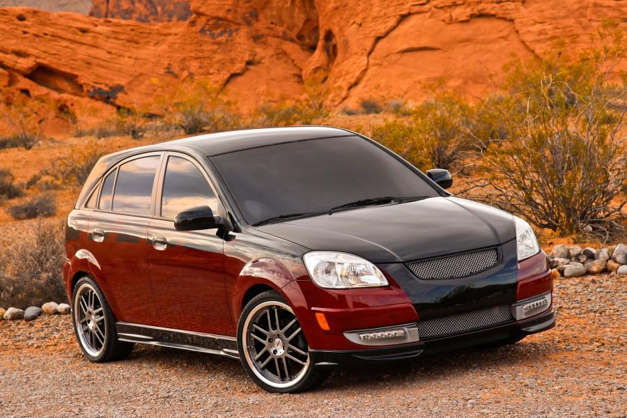  Kia Rio5 Concept 2009 года  (фото 3 из 8)